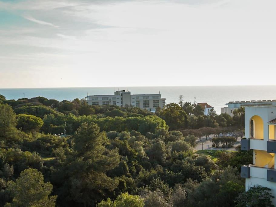 Central Apartment - Pool And Sea View & Albufeira Center מראה חיצוני תמונה